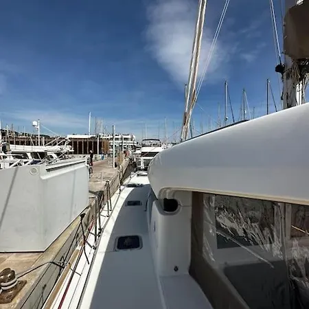 Hotel na wodzie Au Coeur De - Le Lagoon Cannes